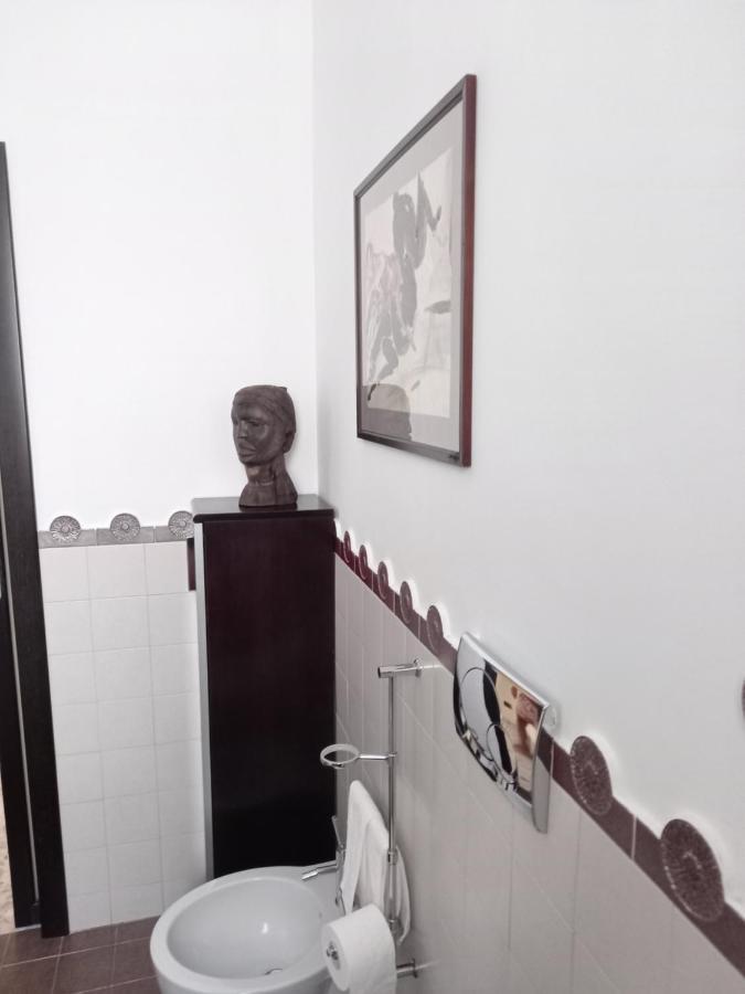 Confortevole Bari Exteriör bild