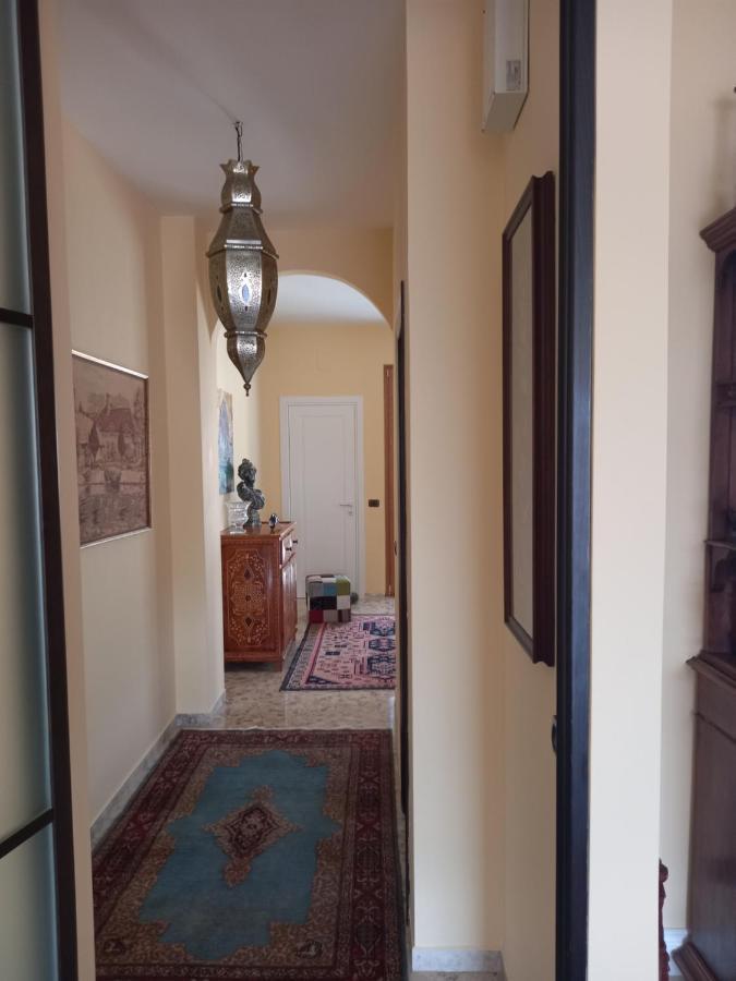 Confortevole Bari Exteriör bild
